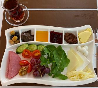 TEK KİŞİLİK HIZLI KAHVALTI TABAGI | 220,00